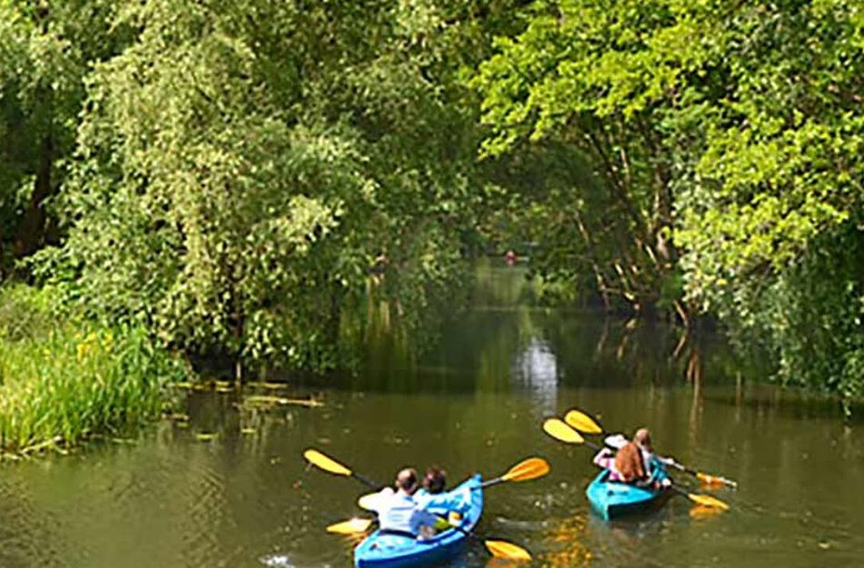 Schiela´s Bootsverleih & Kahnfahrten