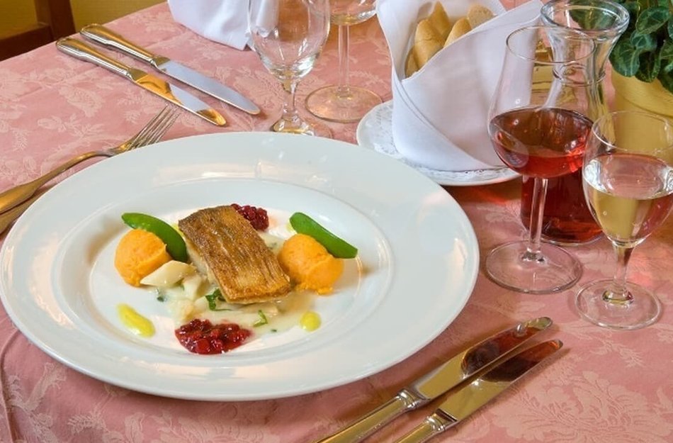 Schloss-Restaurant LINARI