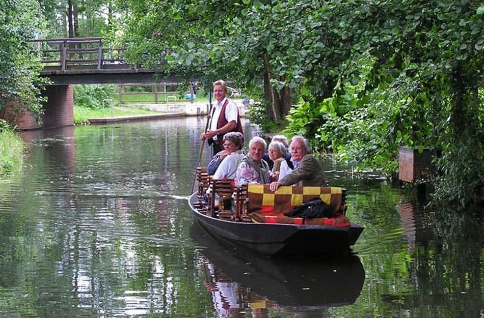 Kahnfahrten Brodack