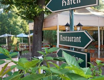 Kahnfahrten ab dem Hotel „Radduscher Hafen“