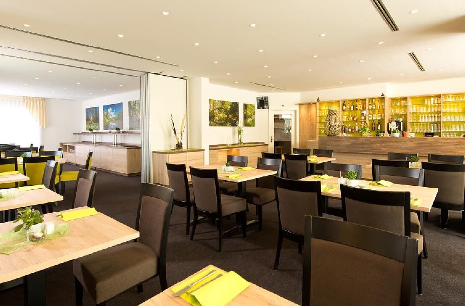 Restaurants „Eisvogel“ & „Kahnstube“