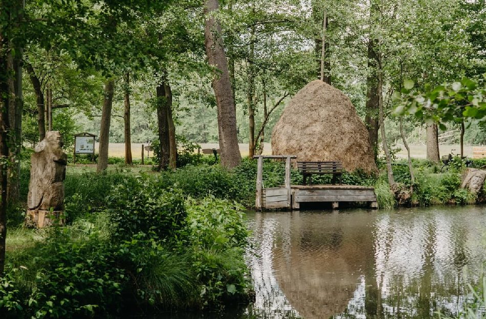 Kahnfährhafen und Paddelbootverleih Waldhotel Eiche